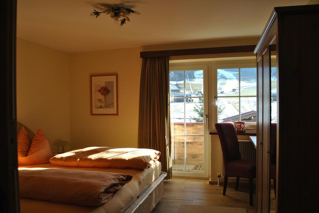 Romantik Pension Lehrberg ซางคท์ ยาคอบ อิน เฮาส์ ห้อง รูปภาพ